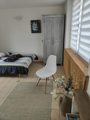 Studio agréable avec parking gratuit